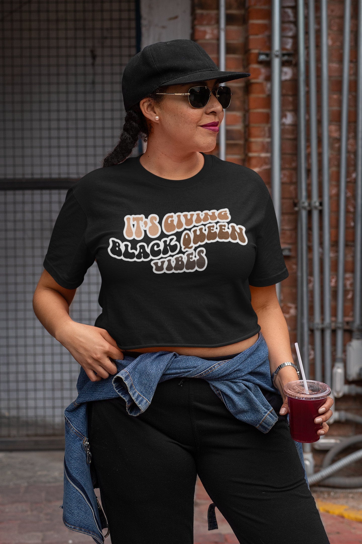 Women's It's giving black queen vibes Festival Crop Top